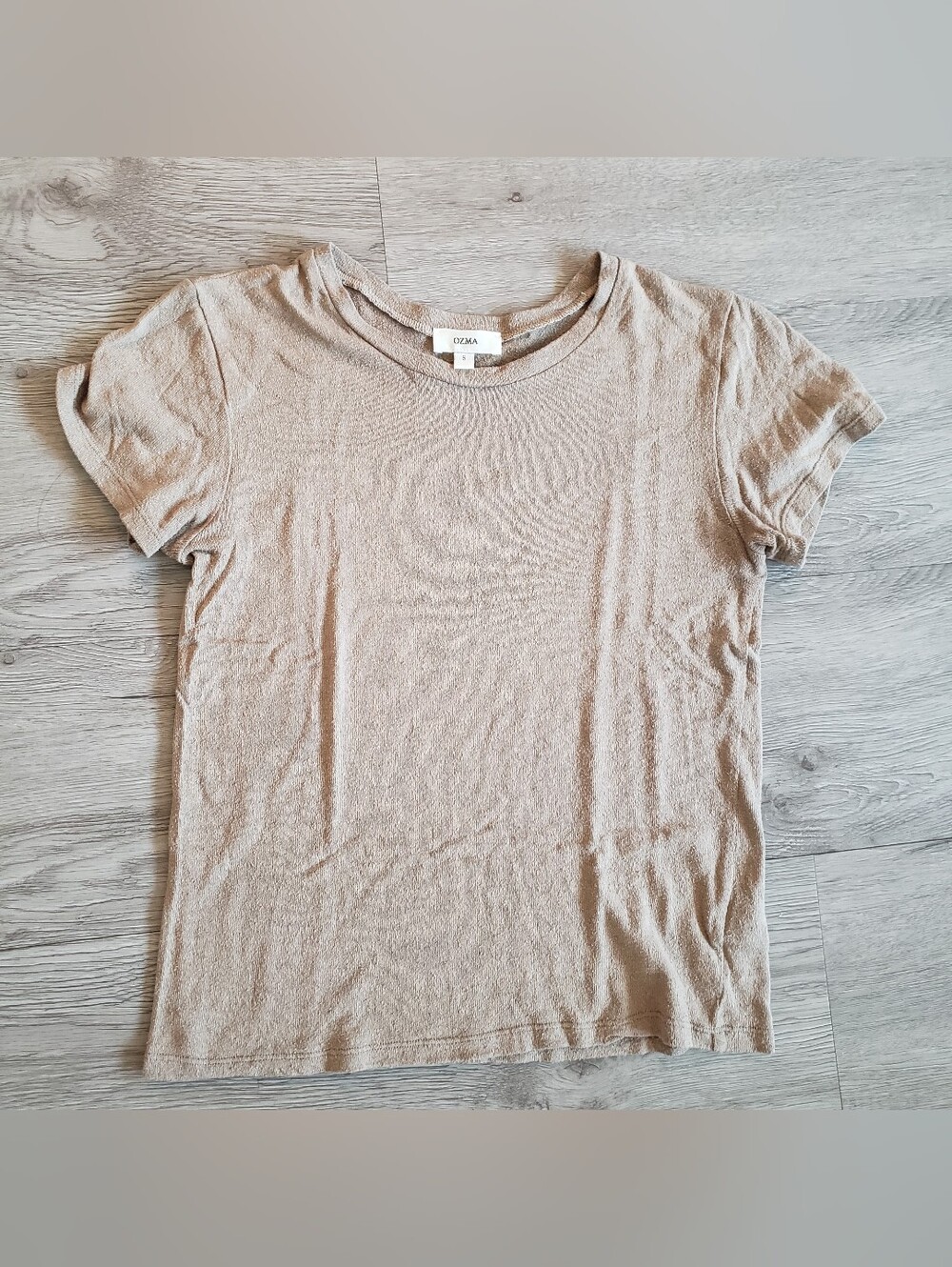 OZMA Short Sleeve Crewneck Tee in Brown